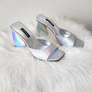 Nine West Yougo Slide